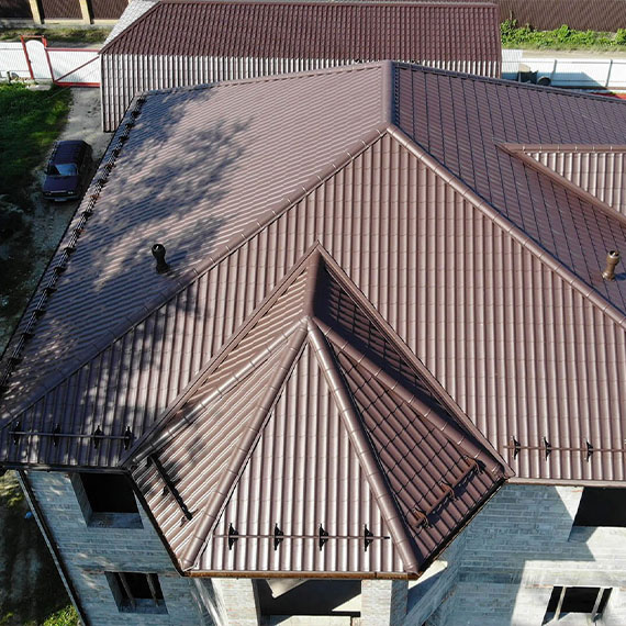 Монтаж сложной крыши и кровли в Чкаловске и Нижегородской области